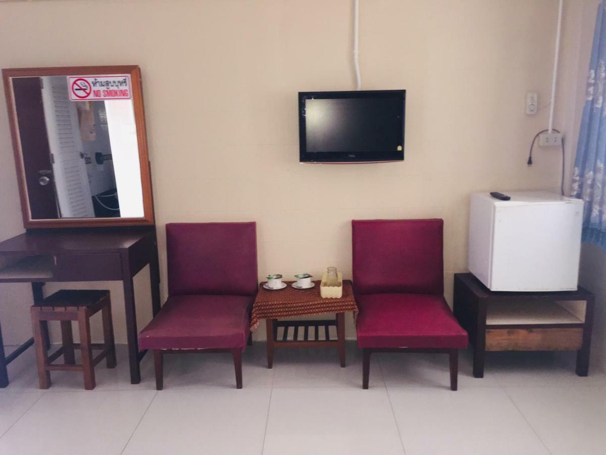 Nett Hotel Lop Buri Exterior foto