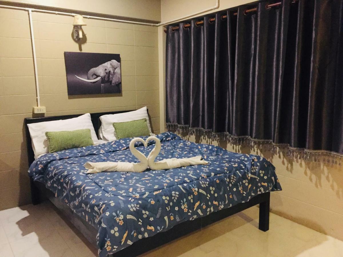Nett Hotel Lop Buri Exterior foto
